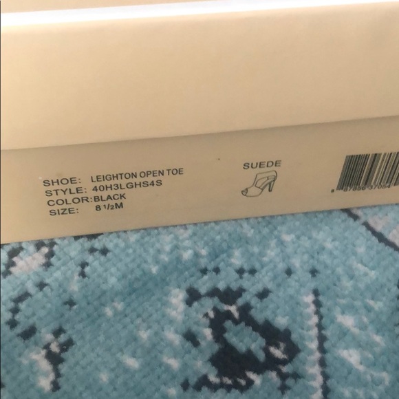 Michael Kors Sandals - Picture 4 of 8